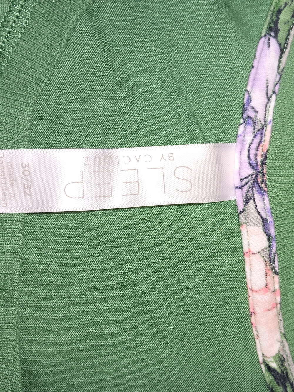 Womens Size 5XL, Cacique Green Top with Gray Floral Sleep Shorts - Picture 4 of 4
